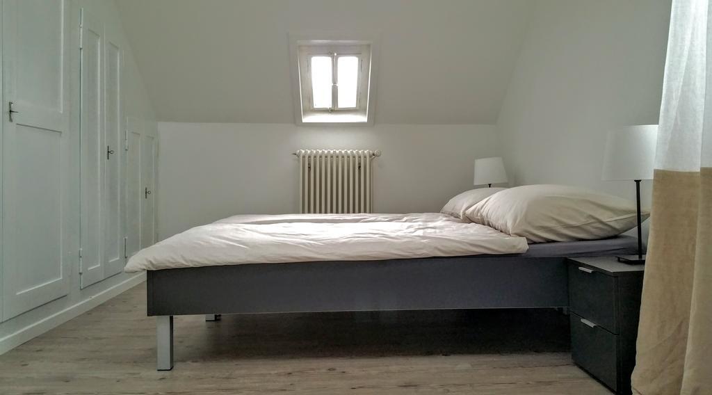 Rooms-Zimmer Neuhausen Am Rheinfall Εξωτερικό φωτογραφία