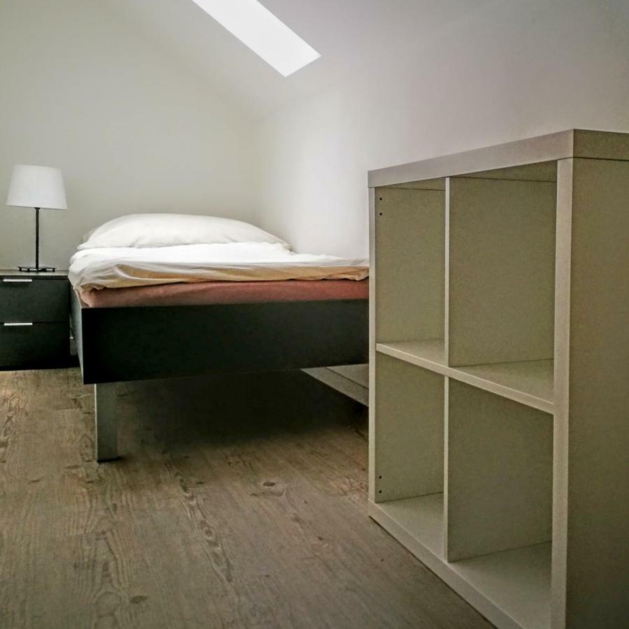 Rooms-Zimmer Neuhausen Am Rheinfall Εξωτερικό φωτογραφία