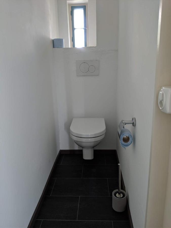 Rooms-Zimmer Neuhausen Am Rheinfall Εξωτερικό φωτογραφία